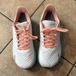 Altra Women's Athletic Shoes